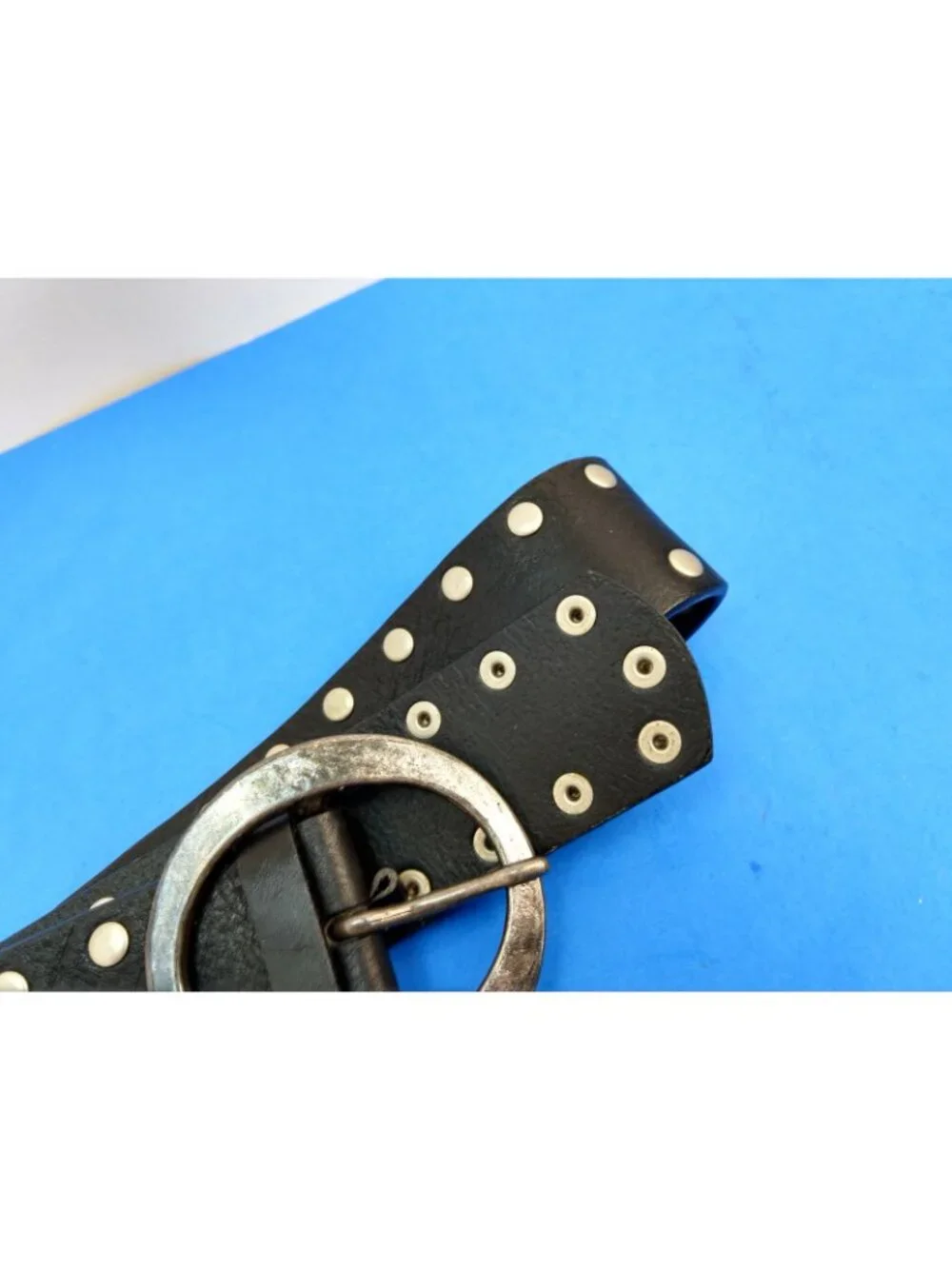 Women's Genuine Leather WCM New York Studded Rivet Belt NWT Size Large